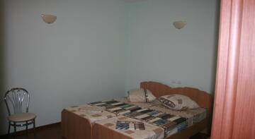 Фото номера Таунхаус с 3 спальнями Гостевой дом Guesthouse Tomskaya г. Витязево 8
