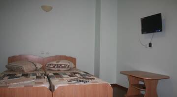 Фото номера Таунхаус с 3 спальнями Гостевой дом Guesthouse Tomskaya г. Витязево 10