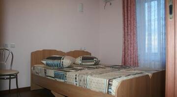 Фото номера Таунхаус с 3 спальнями Гостевой дом Guesthouse Tomskaya г. Витязево 11