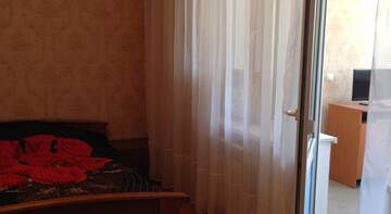 Фото номера Люкс с балконом Гостиница on Pochtovaja 48b г. Витязево 3