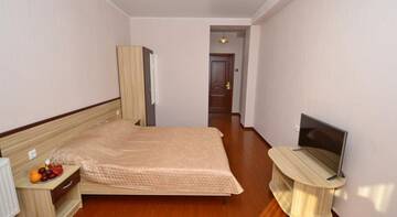 Фото номера Двухместный номер с 1 кроватью и балконом Гостиница Guest house Kaktus г. Витязево 3