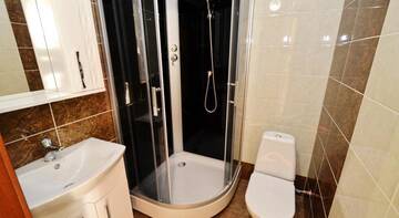 Фото номера Трехместный номер с балконом Гостиница Guest house Kaktus г. Витязево 3