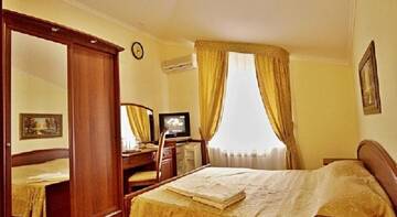 Фото номера Номер &quot;Стандарт&quot; Гостиница Green Plaza Hotel г. Витязево 38
