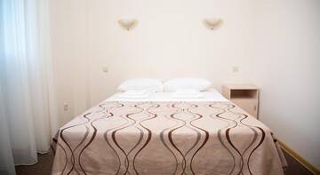 Фото номера Бюджетный двухместный номер с 1 кроватью Гостиница Iris Guest House г. Витязево 2