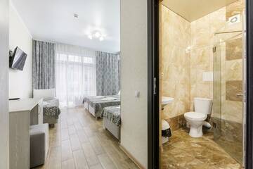 Фото номера 4-местная комната комфорт без балкона Отель White Hotel  г. Витязево 6